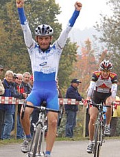 Ondrej Lukes Sieger des Quers in Fehraltendorf